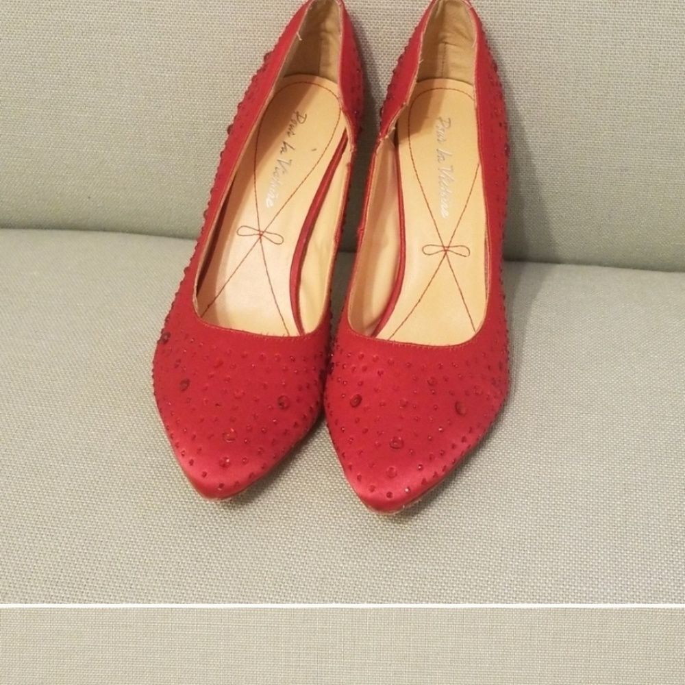 POUR LA VICTOIRE red rhinestone pumps - Picture 8 of 8